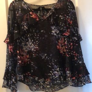 Beautiful WHBM floral blouse with flared sleeves